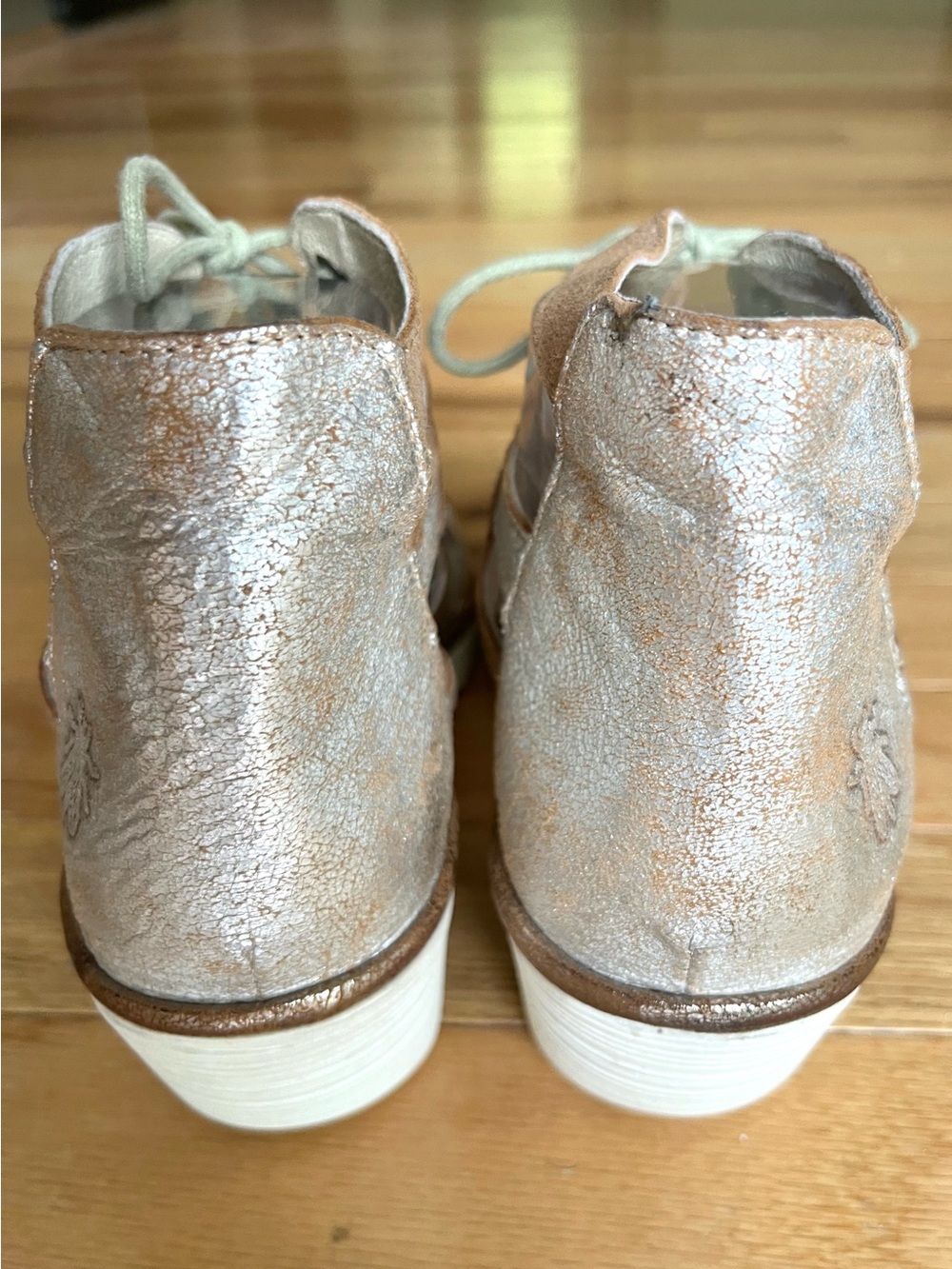 Fly London Sandals leather Strappy Metallic Gladiator “Want” Pearl/Luna Size 39 - Picture 13 of 14